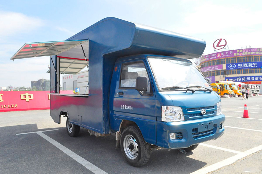 福田國(guó)五流動(dòng)售貨車(chē)