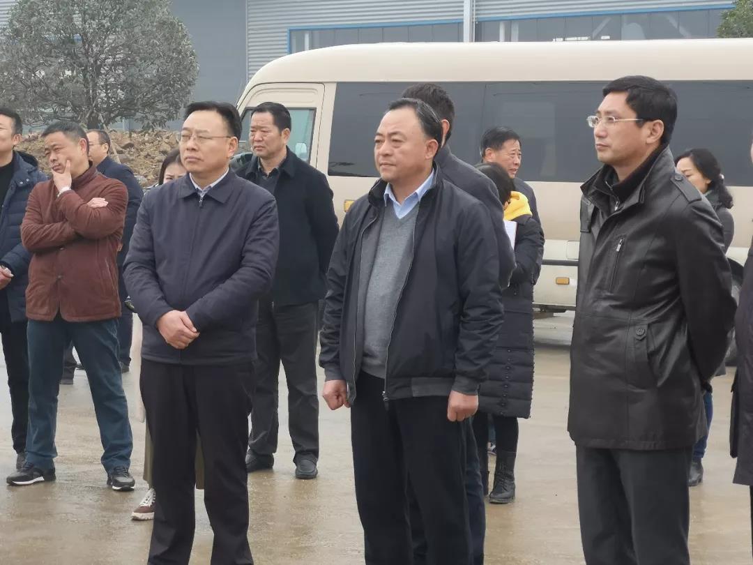 隨州市委、市人大代表團(tuán)蒞臨程力集團(tuán)商用車(chē)產(chǎn)業(yè)園視察